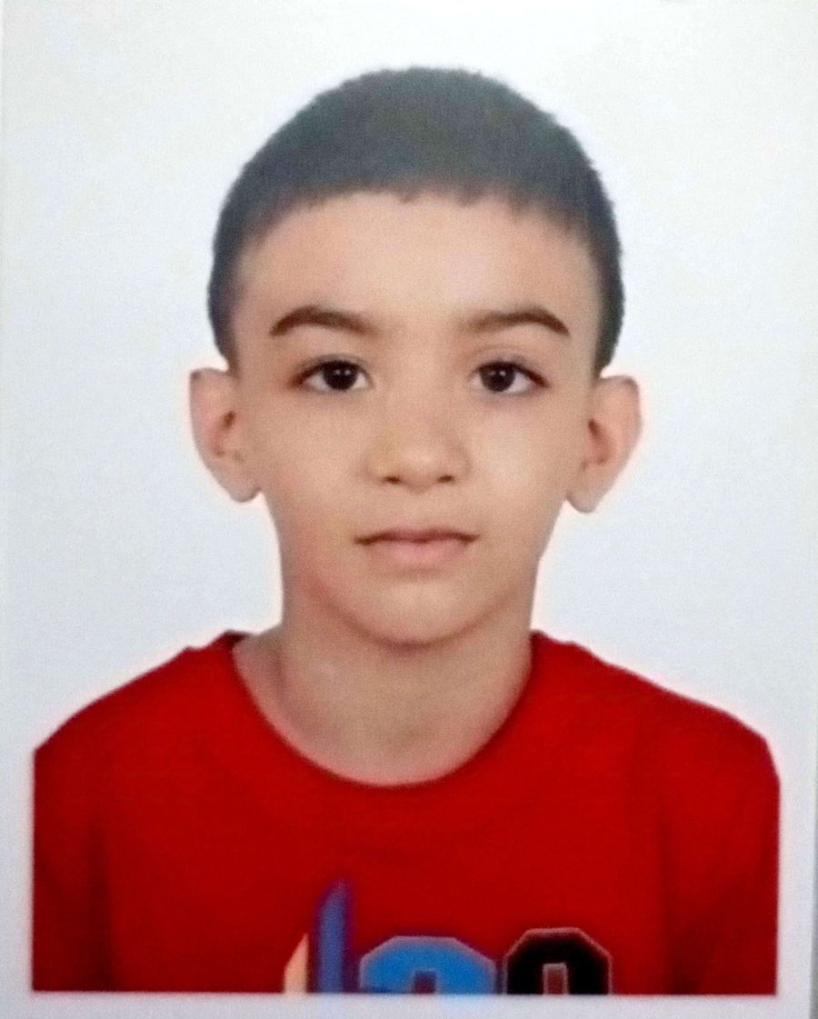 Azaan, Mahmood